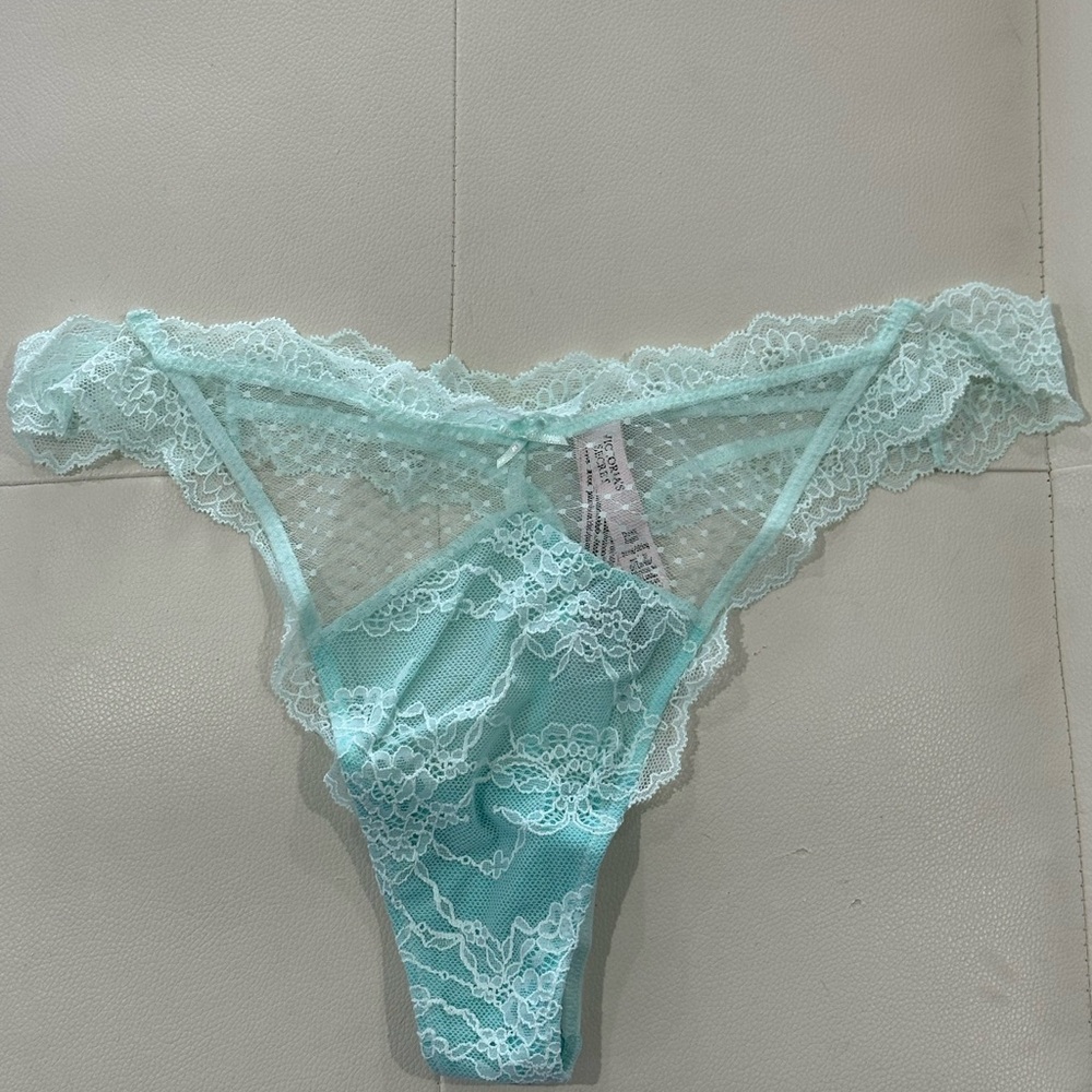 Victoria’s Secret Lace Trim Aqua color Thong NWT